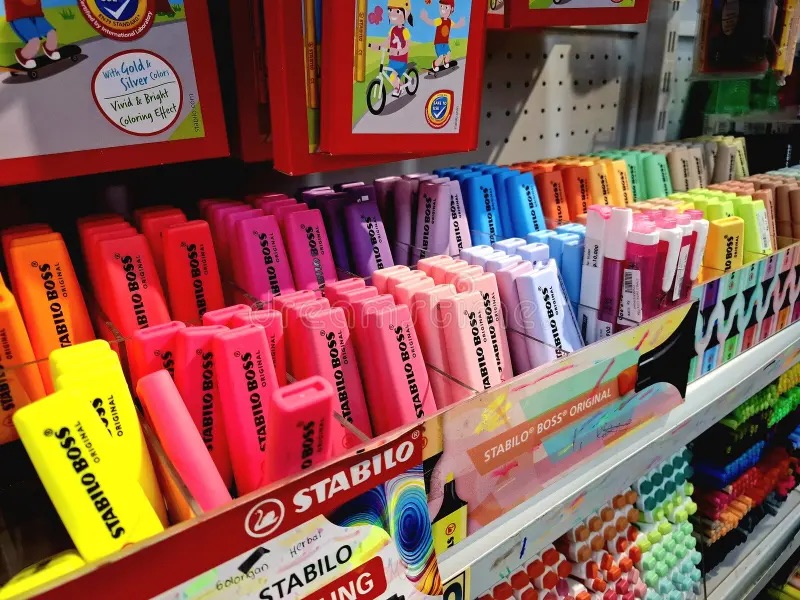 DISPLAY UNIVERSAL DE MOSTRADOR 1