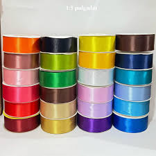 CINTA SATINADA 1.5" X 50 YARDAS COLORES VARIOS